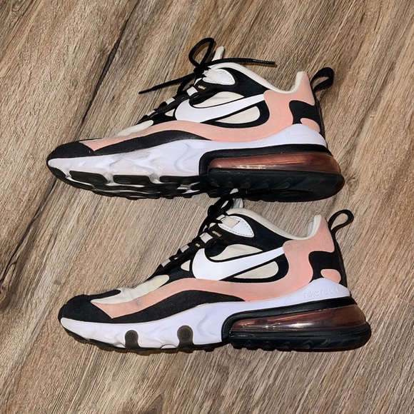 Wmns Nike Air Max 270 React Black White Bleached Coral - Picture 6 of 8